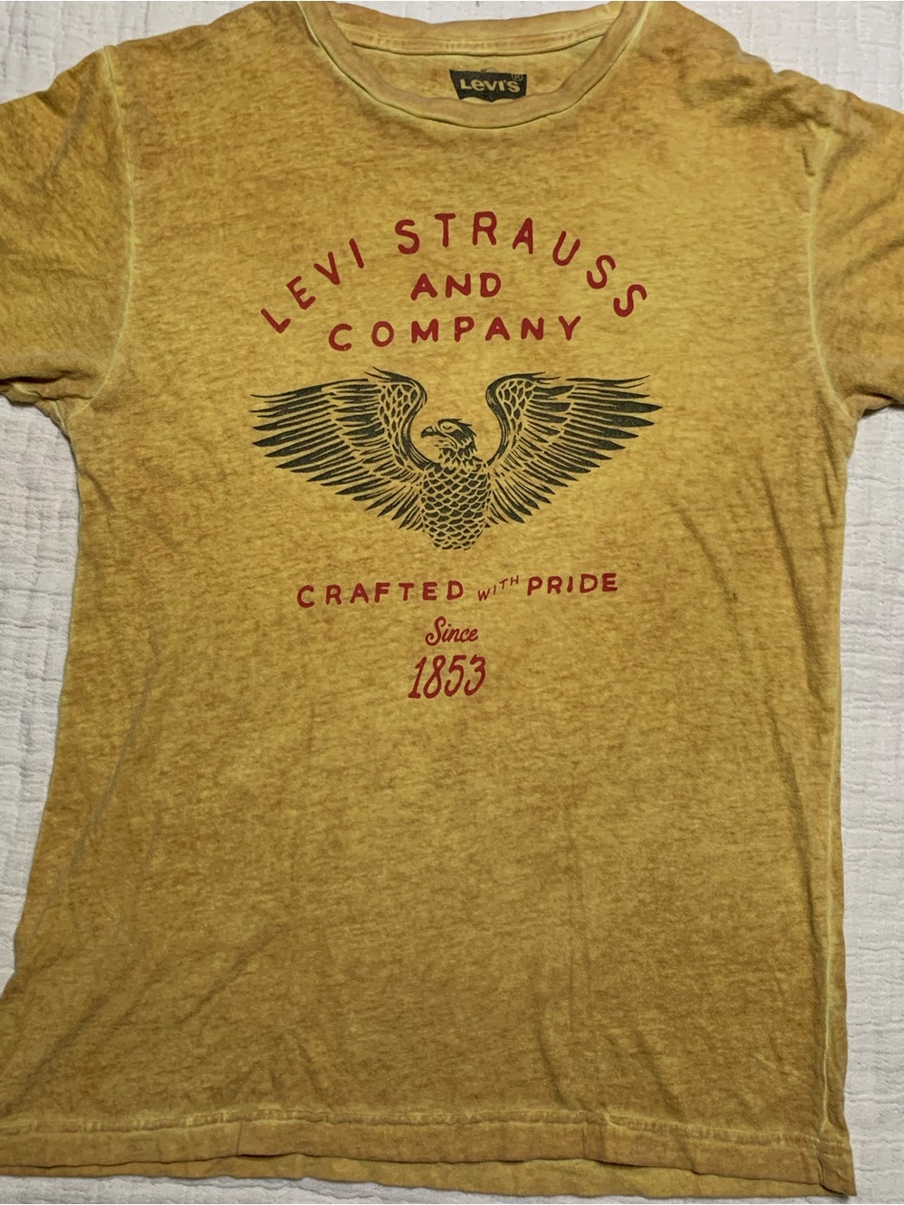 Levi's Vintage Yellow Graphic Eagle Crewneck Tee